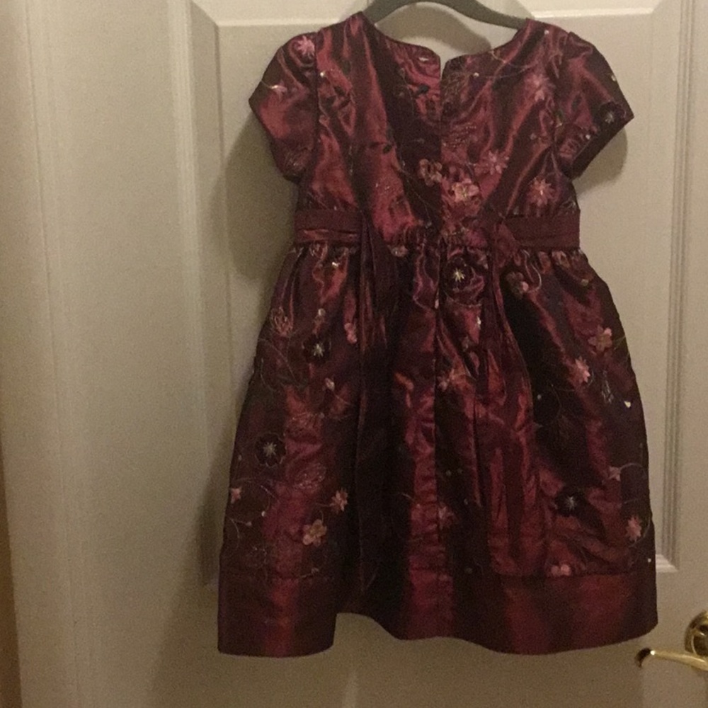 Dress - Picture 3 of 3